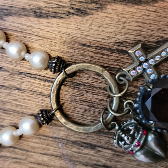 Necklace - Picture 5 of 6